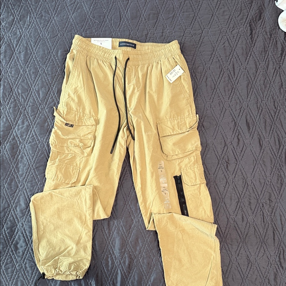 Aeropostale Khaki Active Utility Pants (Non Stretch)